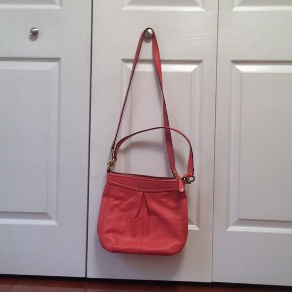 Coach Handbags - Coach crossbody bag